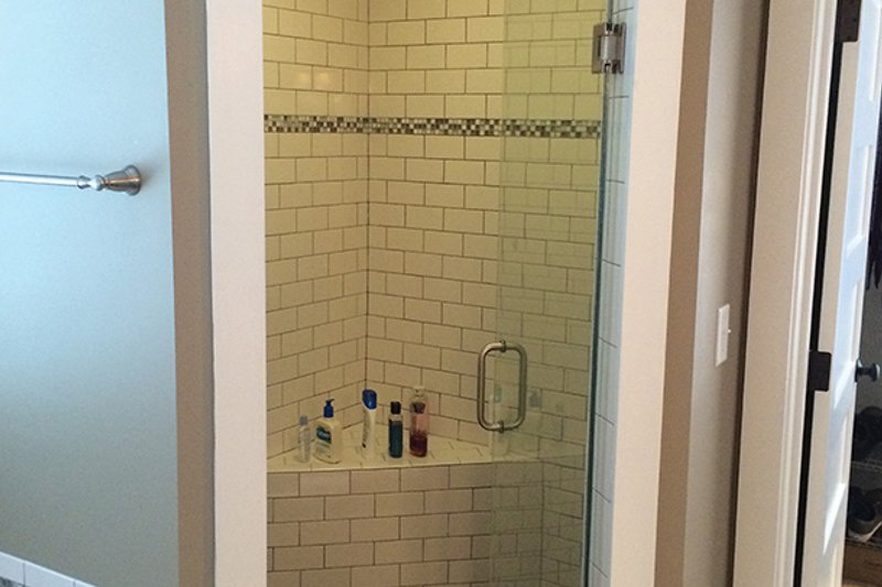 Architectural House Design - Interior - Master Bathroom 1 for Country House Plan #429-258 - 4 bed, 3.5 bath