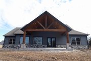 Craftsman Style House Plan - 3 Beds 2.5 Baths 2261 Sq/Ft Plan #1010-230 