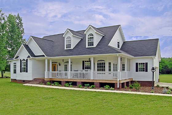 Exterior - Front Elevation for Farmhouse House Plan #456-6 - 3 bed, 2 bath