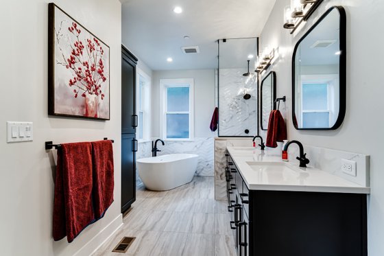 Interior - Master Bathroom 4 for Craftsman House Plan #124-1256 - 2 bed, 2 bath