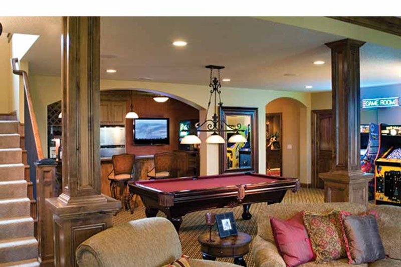 Home Plan - Interior - Family Room for European House Plan #51-1073 - 4 bed, 3.5 bath