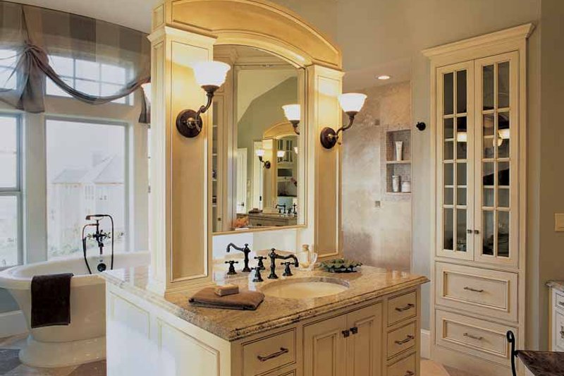 Dream House Plan - Interior - Bathroom for Craftsman House Plan #48-807 - 4 bed, 4.5 bath