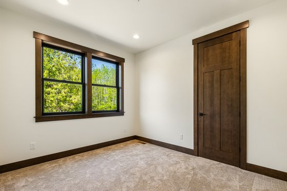 Photo 37 for Craftsman House Plan #1070-152 - 4 bed, 3 bath