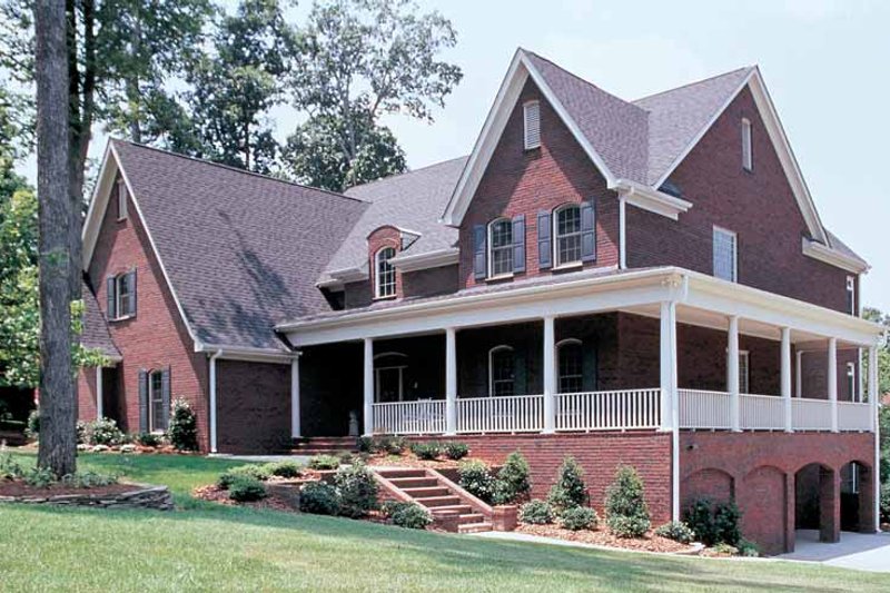 House Blueprint - Colonial Exterior - Front Elevation Plan #453-246