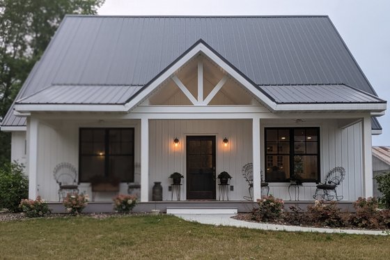 Photo 7 for Farmhouse House Plan #932-345 - 3 bed, 2.5 bath