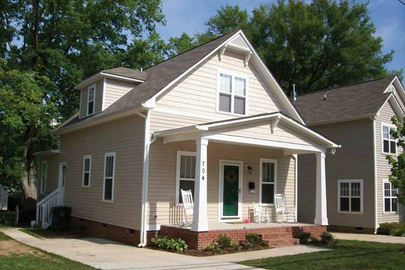 Architectural House Design - Exterior - Front Elevation 3 for Craftsman House Plan #936-3 - 3 bed, 2 bath