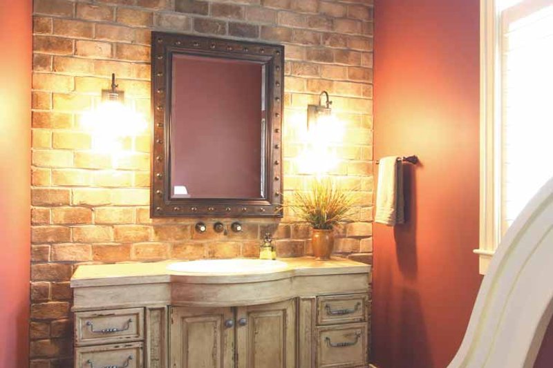 Home Plan - Interior - Bathroom for European House Plan #928-178 - 4 bed, 3.5 bath
