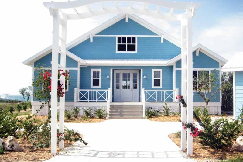 Dream House Plan - Country Exterior - Front Elevation Plan #928-177