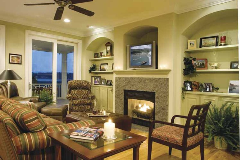 Home Plan - Interior - Family Room for Country House Plan #930-142 - 3 bed, 3.5 bath