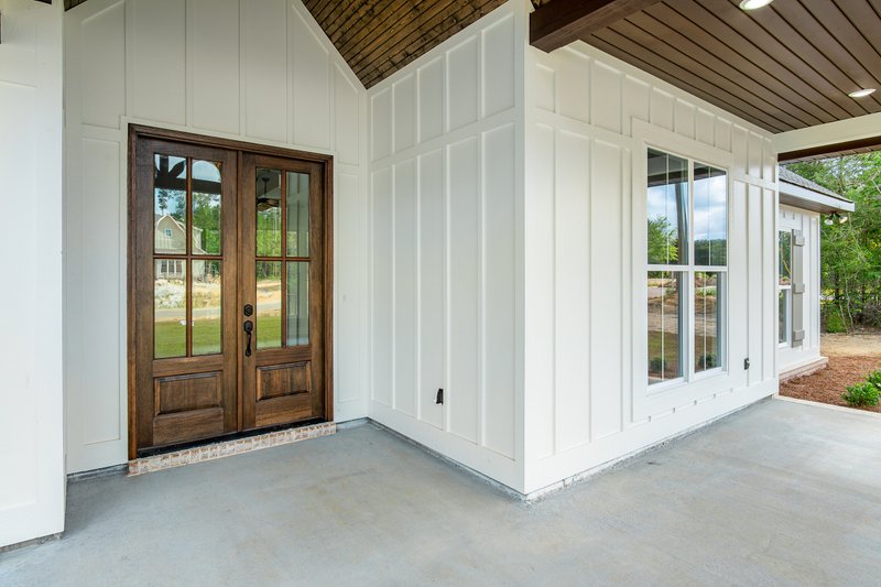Architectural House Design - Photo 4 for Ranch House Plan #430-296 - 4 bed, 2 bath