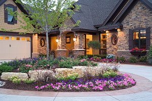 Craftsman Exterior - Front Elevation Plan #51-414