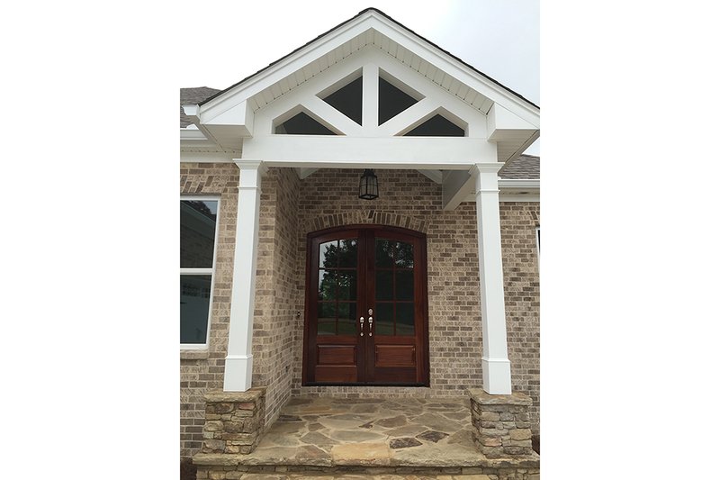 Home Plan - Exterior - Front Elevation 4 for Ranch House Plan #437-82 - 3 bed, 2 bath