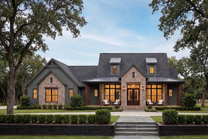 House Blueprint - Exterior - Front Elevation 7 for Farmhouse House Plan #430-426 - 3 bed, 3.5 bath
