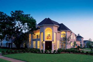 House Plan Design - Classical Exterior - Front Elevation Plan #1021-4