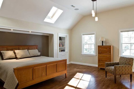 Interior - Other 2 for Traditional House Plan #497-46 - 4 bed, 2.5 bath