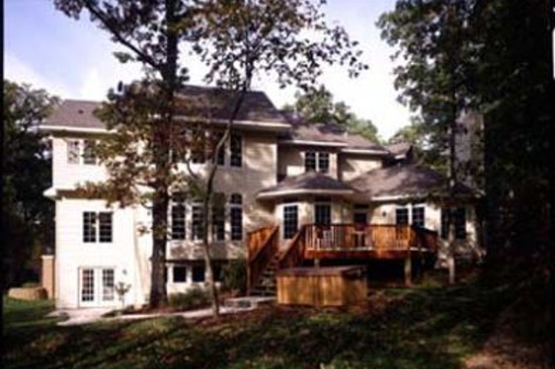 House Plan Design - Exterior - Rear Elevation for European House Plan #70-525 - 4 bed, 3.5 bath