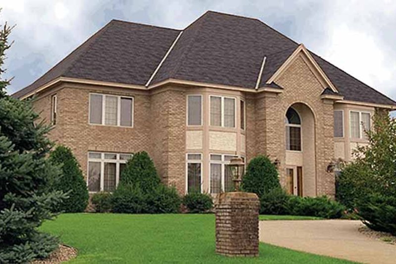 Architectural House Design - Traditional Exterior - Front Elevation Plan #51-782