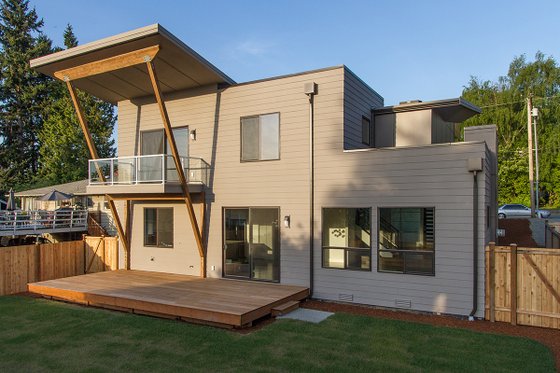 Exterior - Rear Elevation for Contemporary House Plan #132-228 - 5 bed, 3 bath