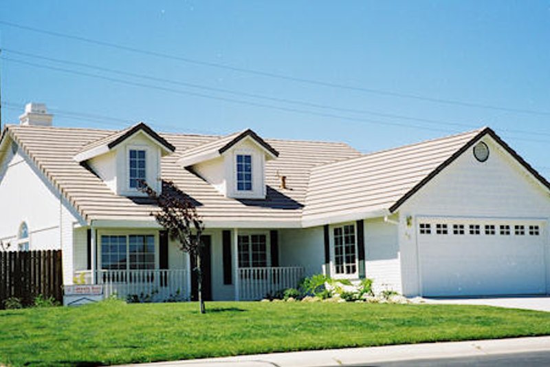 Home Plan - Ranch Exterior - Front Elevation Plan #437-12