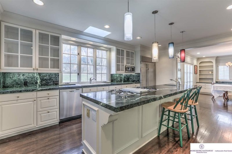Dream House Plan - Interior - Kitchen 1 for European House Plan #137-226 - 4 bed, 3 bath