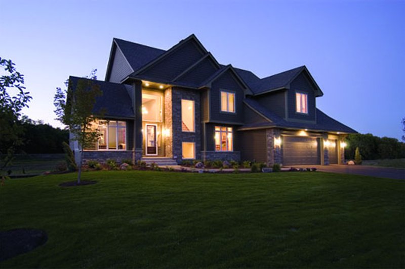 Architectural House Design - Traditional Exterior - Front Elevation Plan #56-594