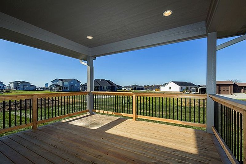 House Design - Exterior - Covered Porch for Ranch House Plan #70-1458 - 2 bed, 2 bath