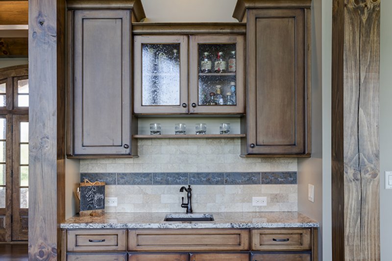 Home Plan - Wet Bar