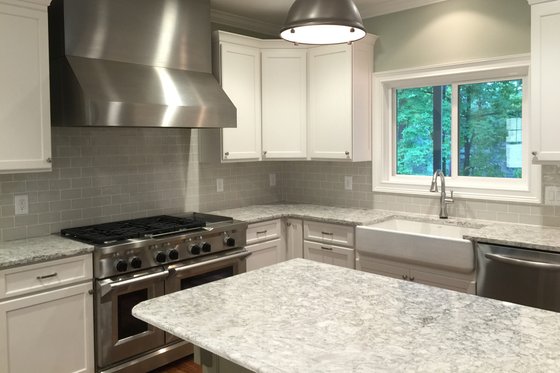 Interior - Kitchen 3 for Craftsman House Plan #437-64 - 4 bed, 4 bath