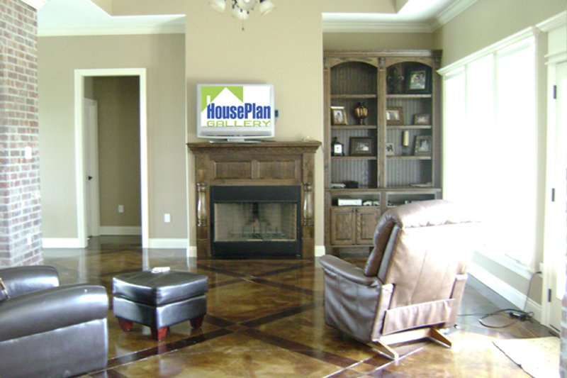 Architectural House Design - Interior - Family Room for European House Plan #21-262 - 3 bed, 2 bath