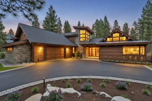 Contemporary Exterior - Front Elevation Plan #892-43