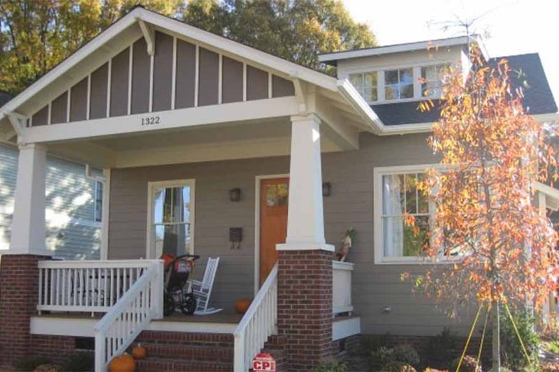 Dream House Plan - Exterior - Front Elevation 3 for Craftsman House Plan #461-10 - 3 bed, 2.5 bath