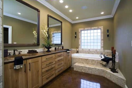 Photo 4 for European House Plan #17-293 - 3 bed, 2.5 bath
