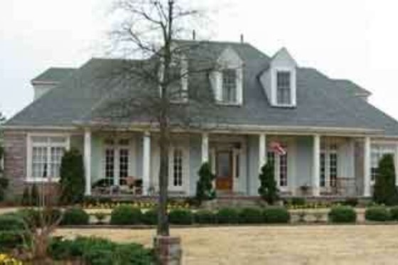 Exterior - Front Elevation for Colonial House Plan #81-647 - 3 bed, 3.5 bath