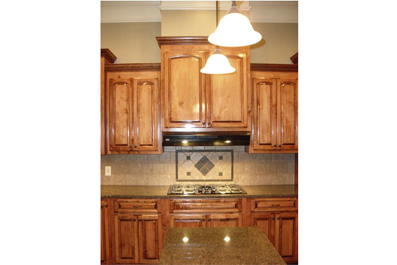 House Plan Design - Interior - Kitchen 1 for Southern House Plan #430-37 - 4 bed, 2.5 bath