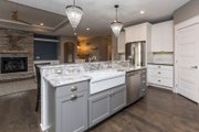 Ranch Style House Plan - 5 Beds 3 Baths 3304 Sq/Ft Plan #70-1552 