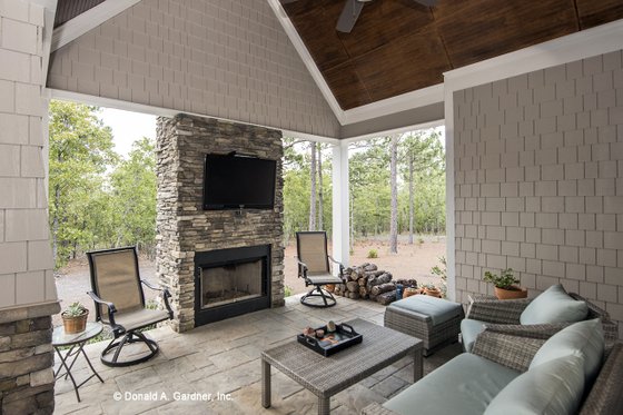 Exterior - Outdoor Living for Craftsman House Plan #929-24 - 4 bed, 3 bath