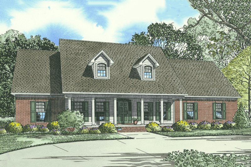 Traditional Style House Plan - 4 Beds 3 Baths 2493 Sq/Ft Plan #17-1176