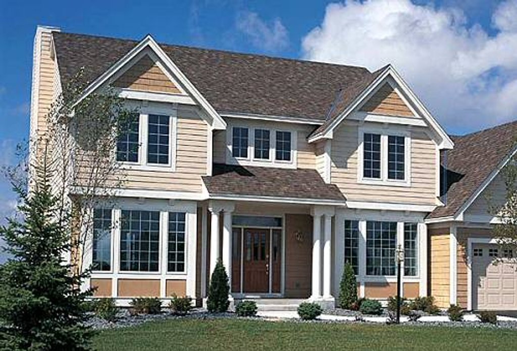 Traditional Style House Plan - 3 Beds 2.5 Baths 2432 Sq/Ft Plan #312