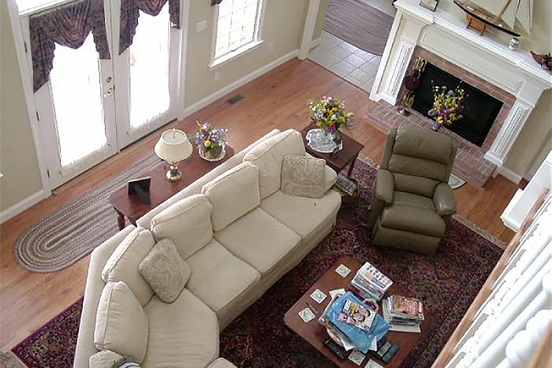 Dream House Plan - Interior - Family Room for Country House Plan #137-143 - 3 bed, 3 bath