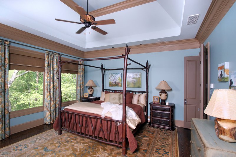 Home Plan - Interior - Master Bedroom for Craftsman House Plan #54-391 - 3 bed, 3 bath