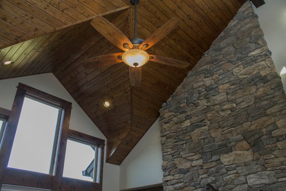 Interior - Other 3 for Craftsman House Plan #892-13 - 3 bed, 3.5 bath