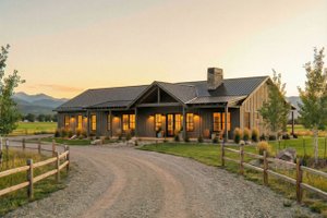 Exterior - Front Elevation for Ranch House Plan #1105-19 - 4 bed, 2 bath