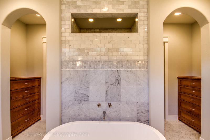 Dream House Plan - Interior - Master Bathroom for Traditional House Plan #935-25 - 4 bed, 4.5 bath