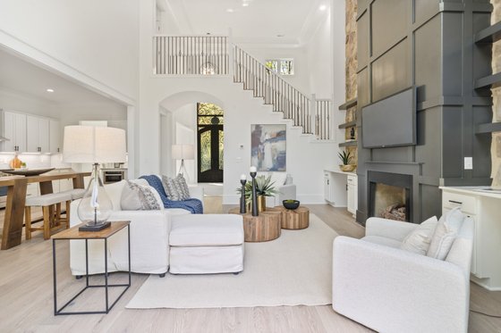 Photo 15 for European House Plan #929-884 - 4 bed, 3 bath