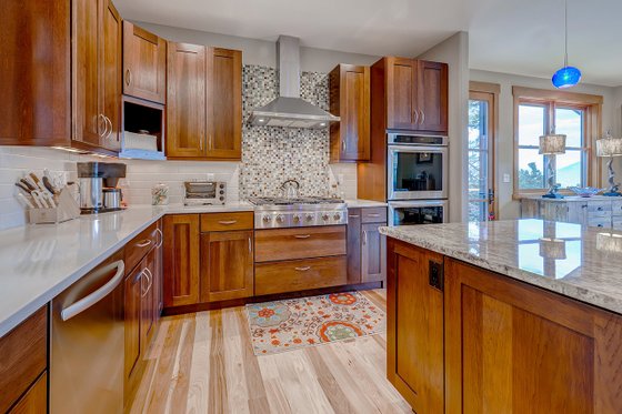 Interior - Kitchen for Modern House Plan #1042-20 - 4 bed, 4.5 bath