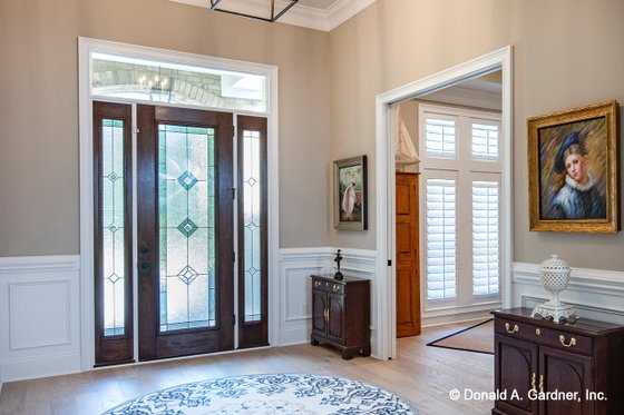 Interior - Entry for Country House Plan #929-1006 - 3 bed, 3.5 bath