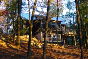 Photo 1 for Cottage House Plan #901-7 - 3 bed, 2.5 bath