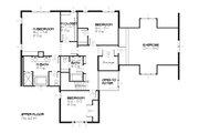 Traditional Style House Plan - 3 Beds 2.5 Baths 3185 Sq/Ft Plan #901-14 