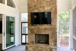 Photo 2 for Craftsman House Plan #437-104 - 4 bed, 4 bath