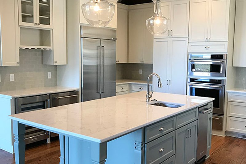 Dream House Plan - Interior - Kitchen 3 for Farmhouse House Plan #437-93 - 4 bed, 3.5 bath